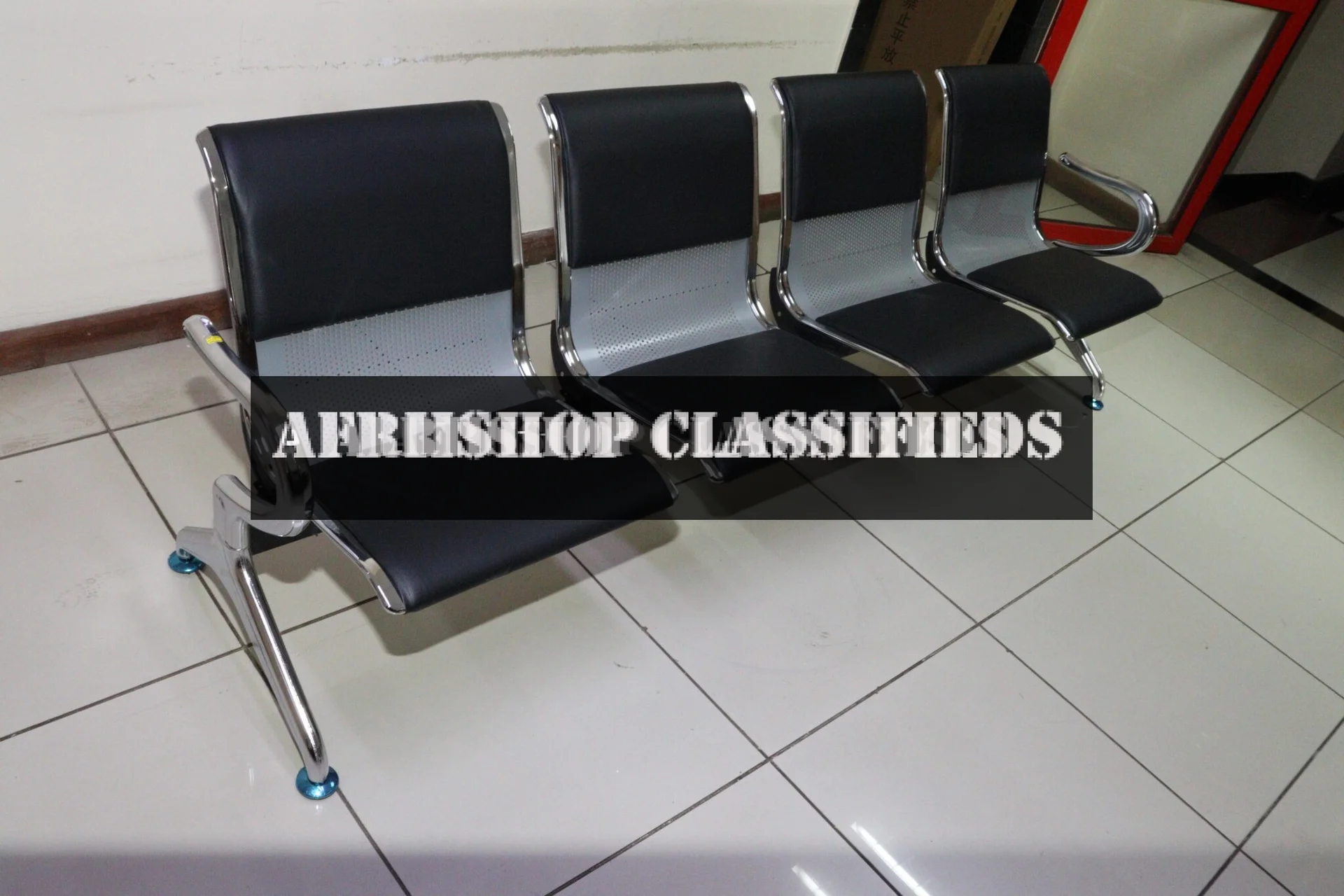 Office Bench: Waiting Bench, 4 Link, Sleek And Durable