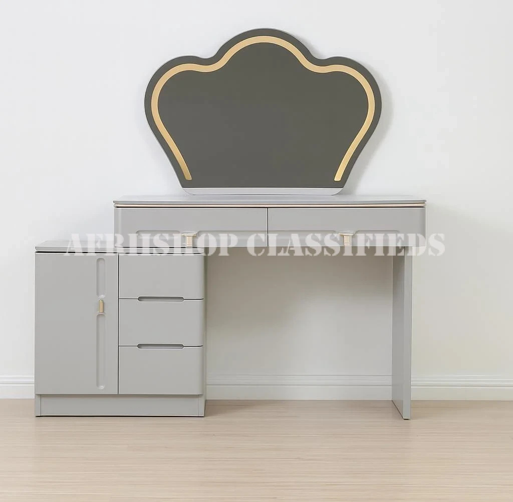 Dressing Table; Modern Vanity Makeup Table