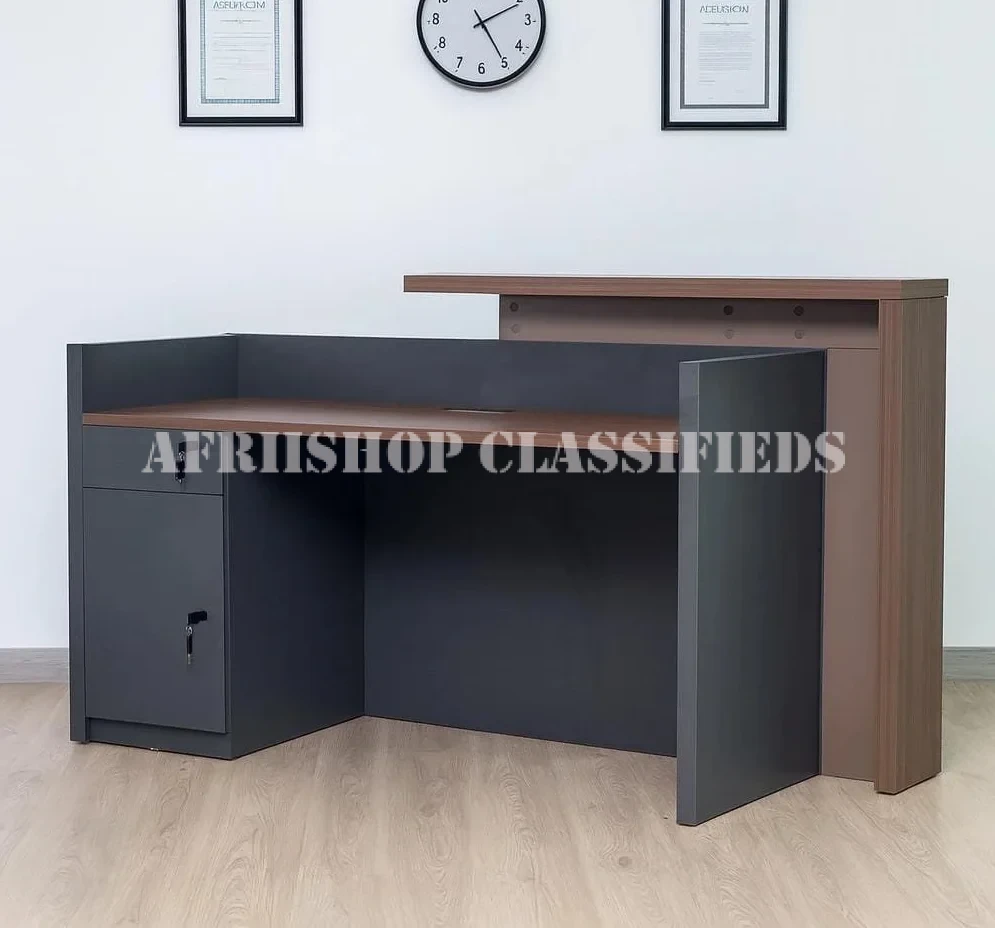 1.6m Modern Office Reception Desk – Stylish Front Desk for Business