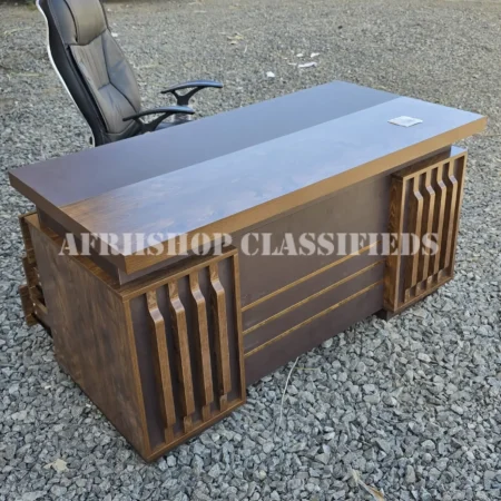 Office Desk; Wooden Executive Office Desk