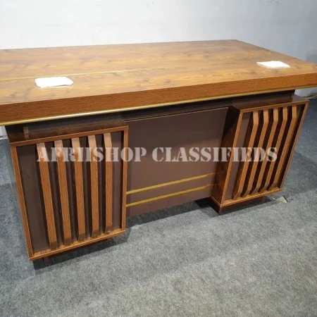 Office Desk; Wooden Executive Office Desk