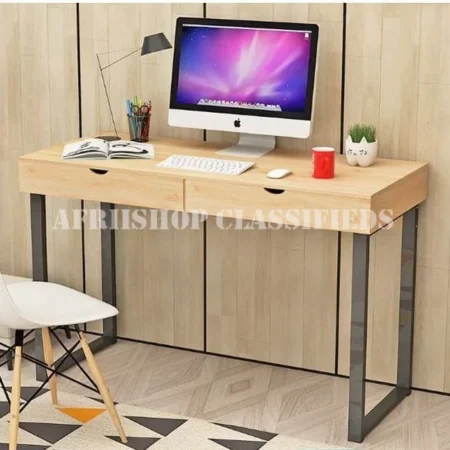 Study Tables: Modern Home Office Study Table