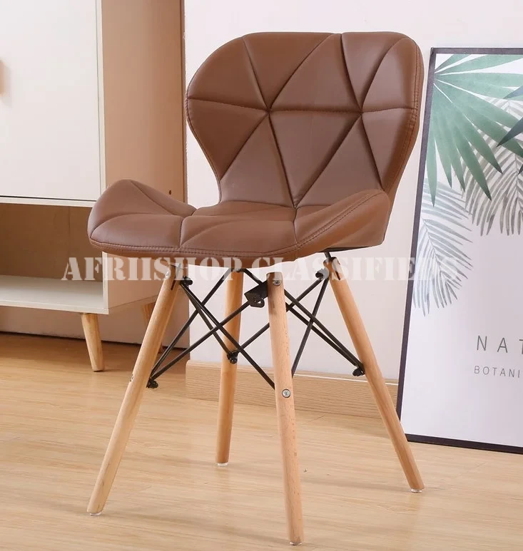 Home Chairs:Stylish Eames Dining Chair