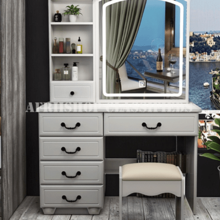 Dressers:Dressing Table With Mirror