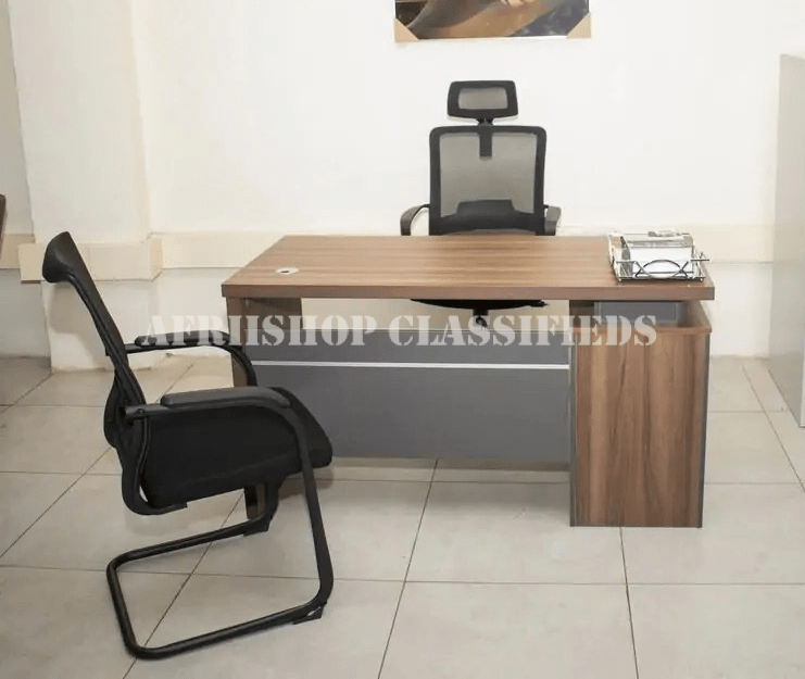 Office Desk : Staff Executive Office Desk
