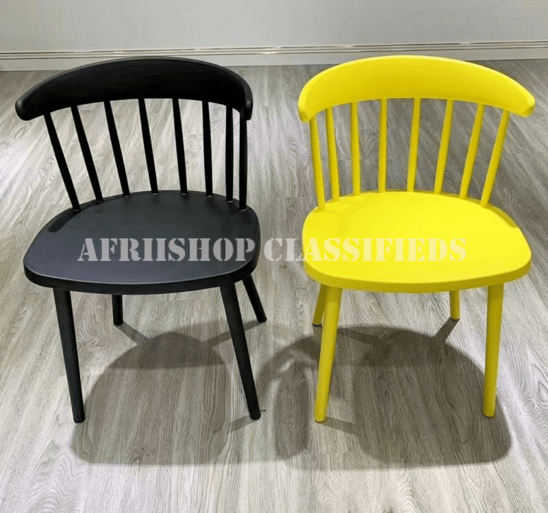 Home Chair; Comfortable Round Back Plastic Dining Chair