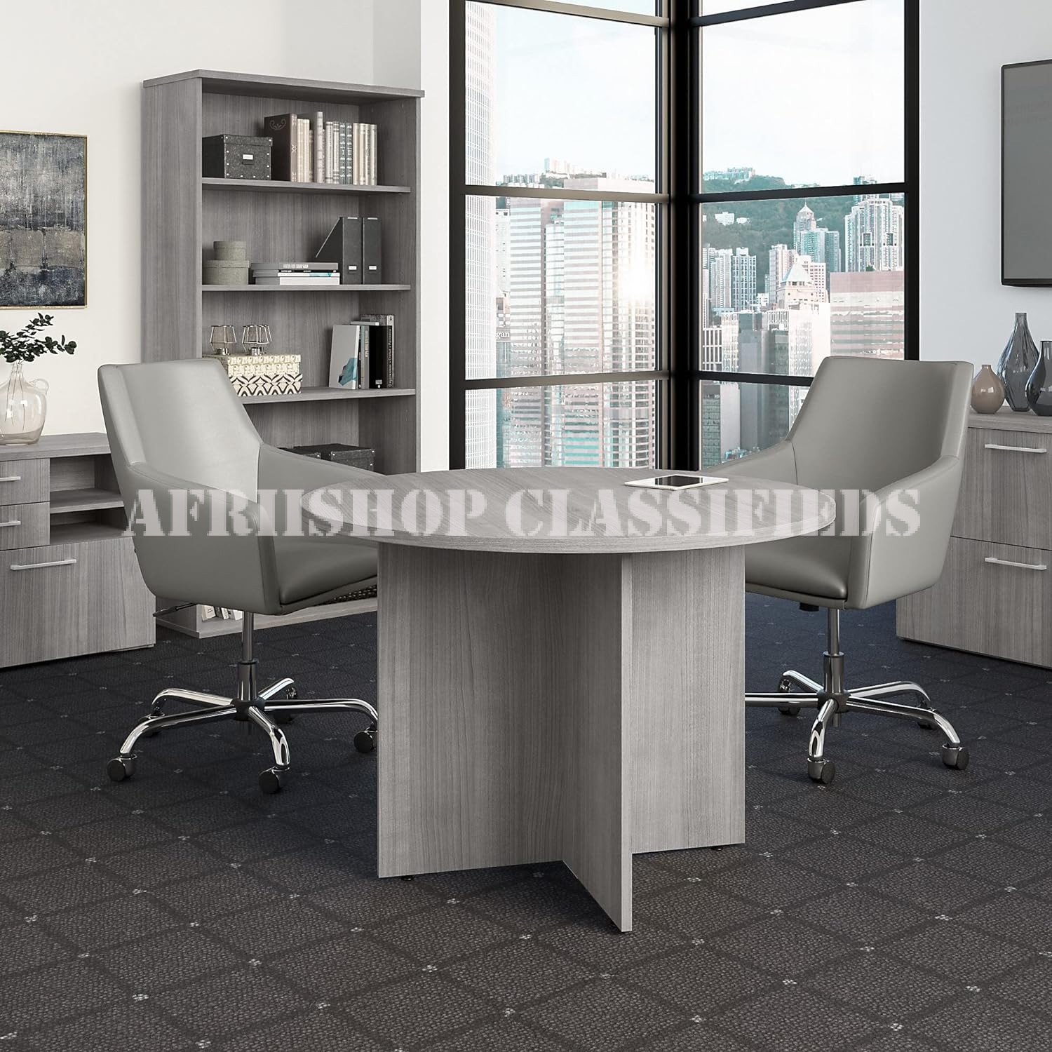 Conference Table : Round 1.2 Meter Conference Table