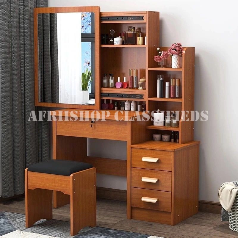 Dressers:Vanity Bedroom Dressing Table