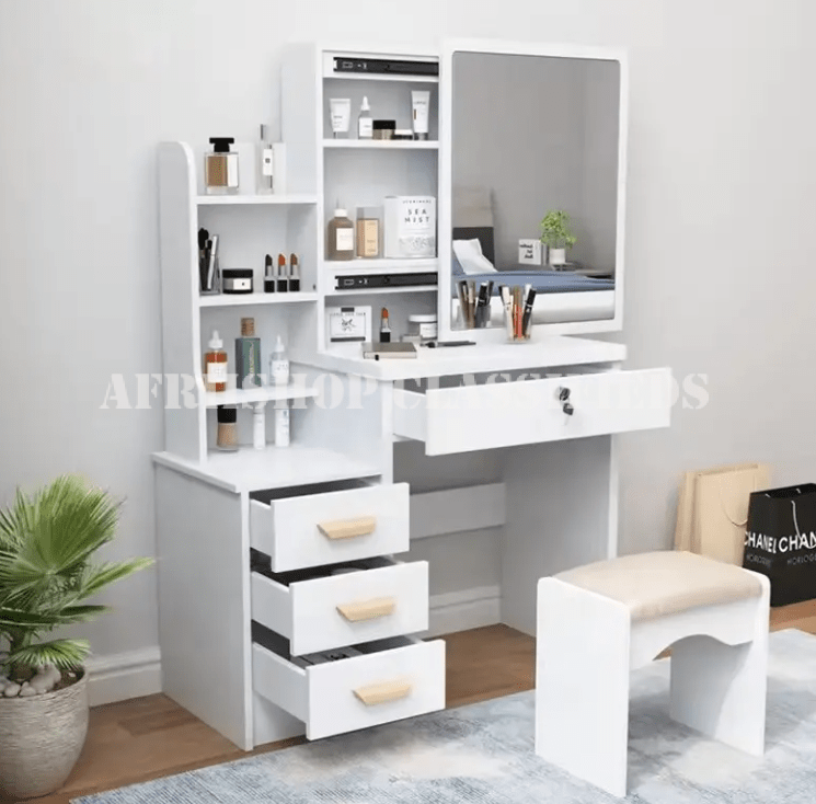 Dressers: Brown Dressers With Mirror And Drawers