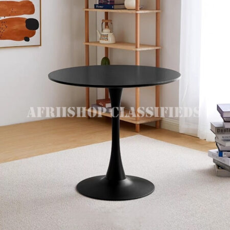 Dining Table: Eames Round Dining Table