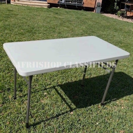 Home Table; Sturdy Plastic Foldable Outdoor Table