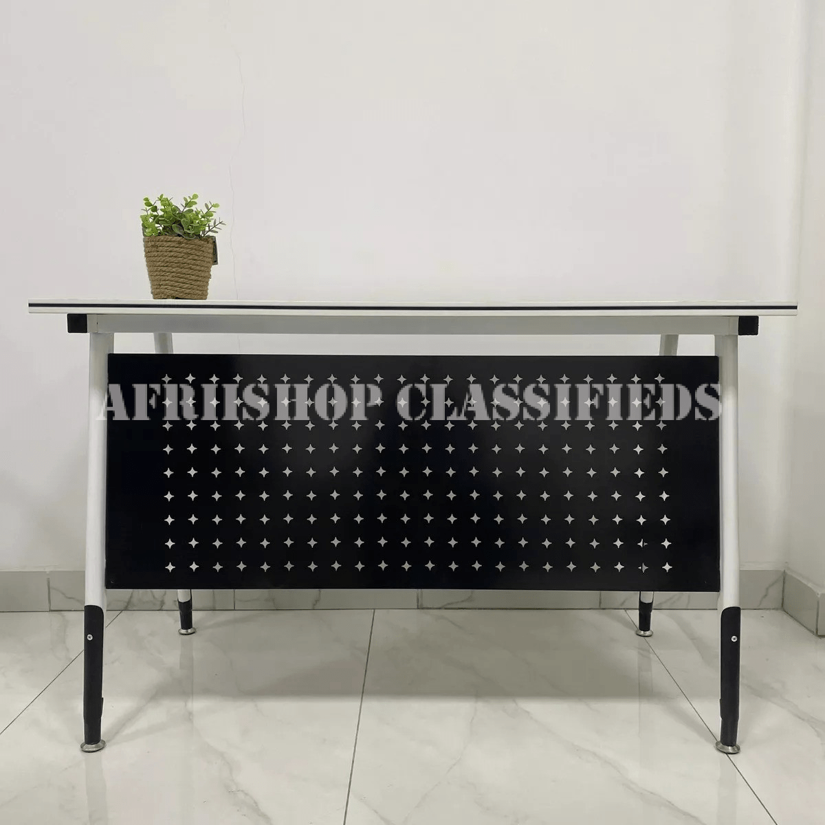 Study Tables: Modern Office Study Desk