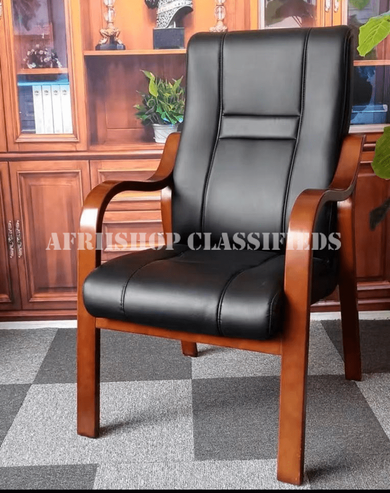 Office chair : Modern Vintage Wooden Frame office chair