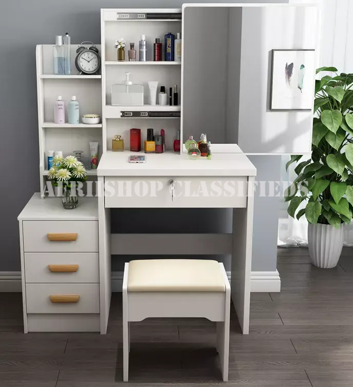 Dressers : White Dressing Table With Mirror
