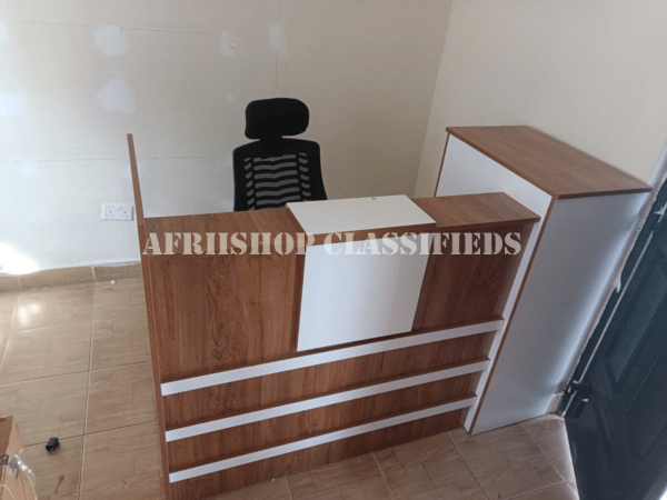 Office Reception Desks:Modern Office Reception Desk