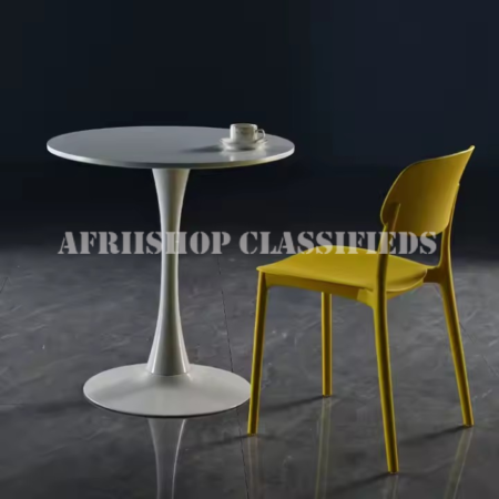 Dining Table; Circular Dining Table