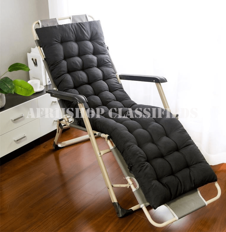 Sun Lounger; Lightweight Foldable Sun Lounger with Cushion