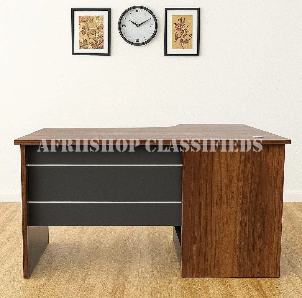 Study Desks:1.4M Advanced Curved Office Desk