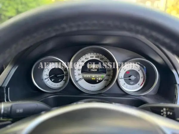 MERCEDES BENZ E220D 2014