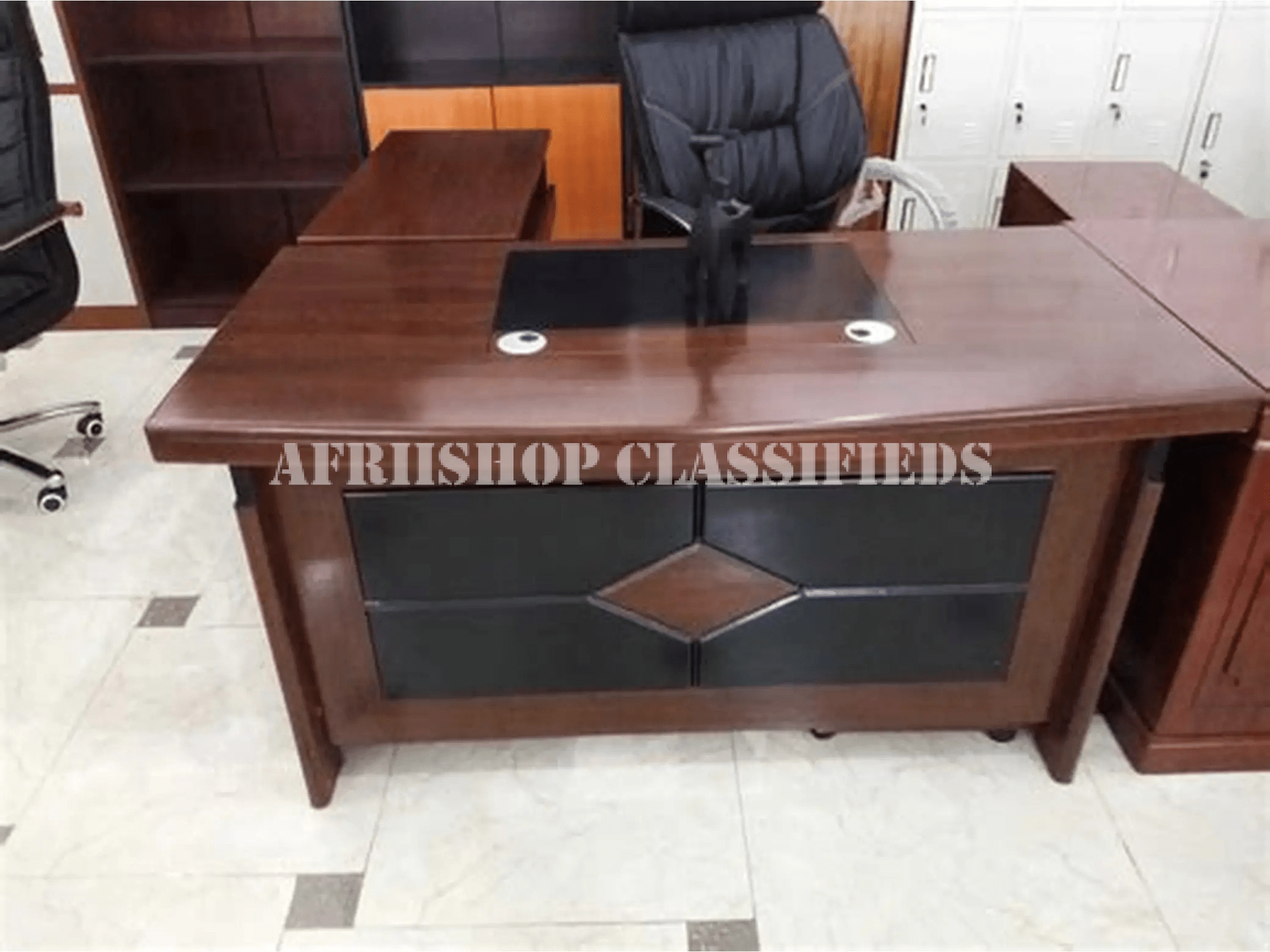 1.8 Meters Mahogany L-shaped Table