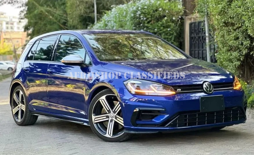 VOLKSWAGEN GOLF 2017