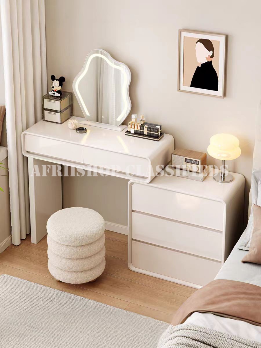 Dresser: White Dressing Table For Storage