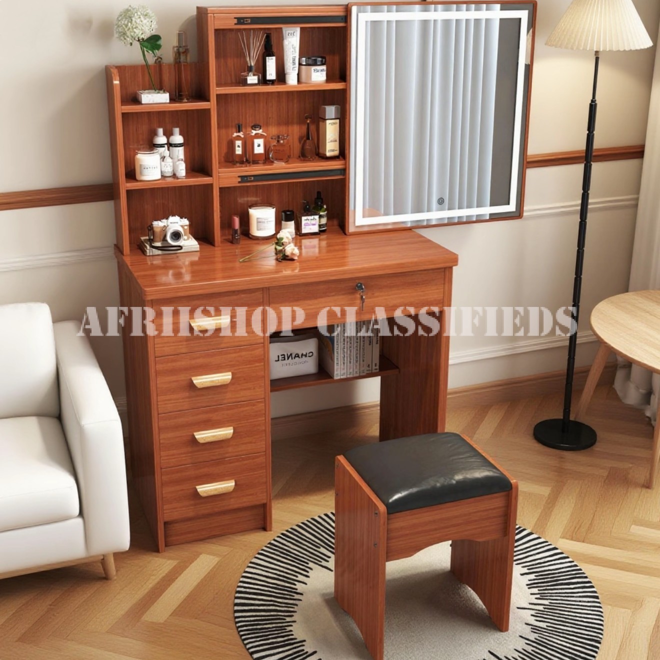Dressing Table: Vanity Dressing Table with Storage