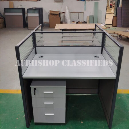 Office Workstation: 2 Way Office Workstation Desk