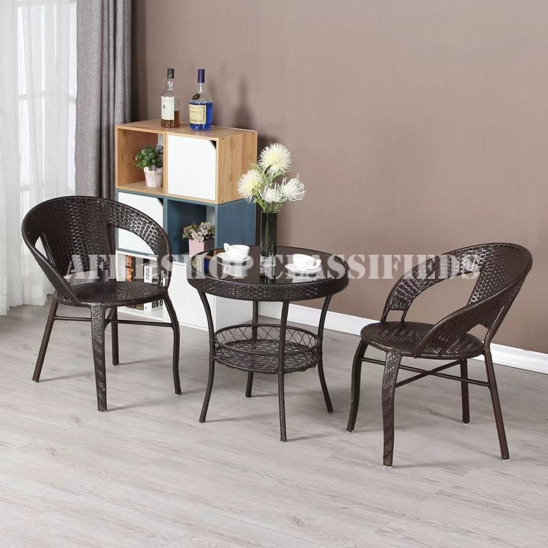Outdoor Chair: 2-Seater Rattan Outdoor Set