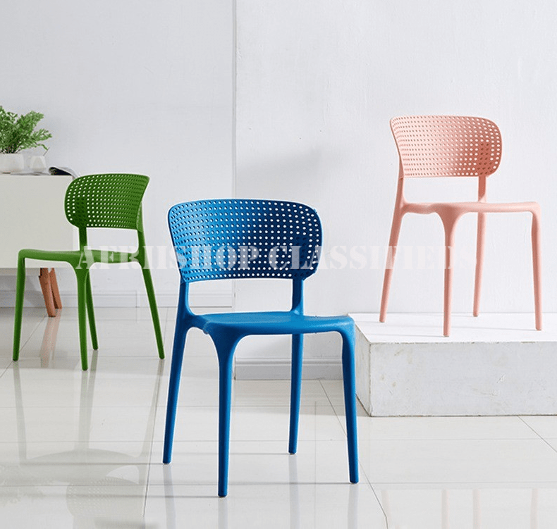 Outdoor Furnitures:Nordic Plastic Outdoor Chair