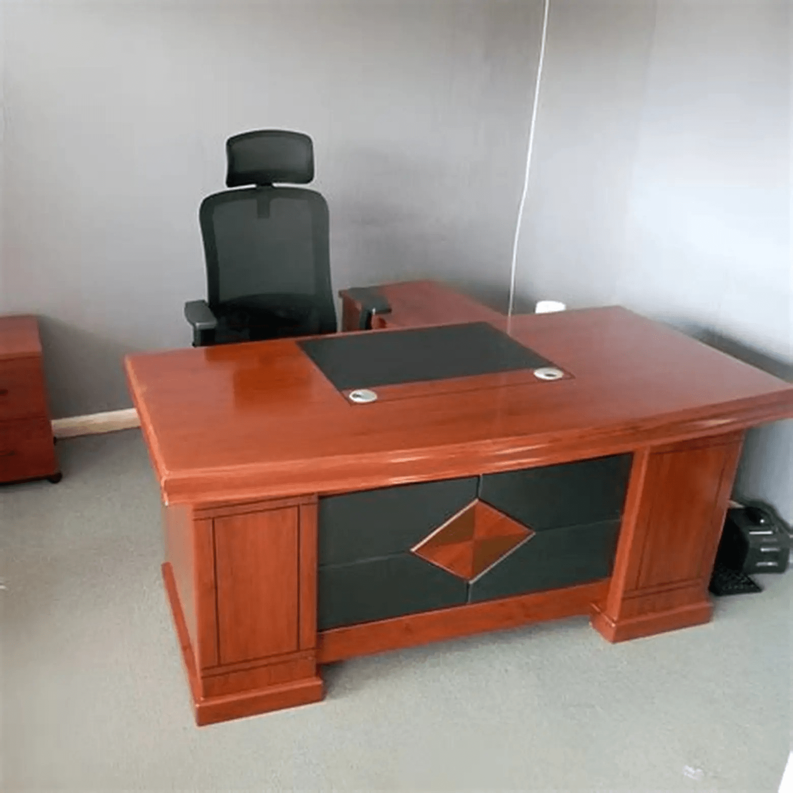 1.8 Meters Mahogany L-shaped Table