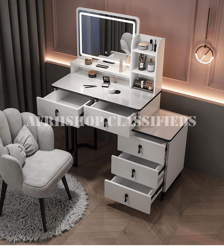 Dresser : White Dressing Table With Drawer