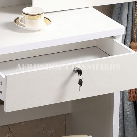 Dressing Table; Dressing Table with Drawers