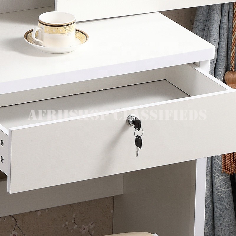 Dressing Table; Dressing Table with Drawers