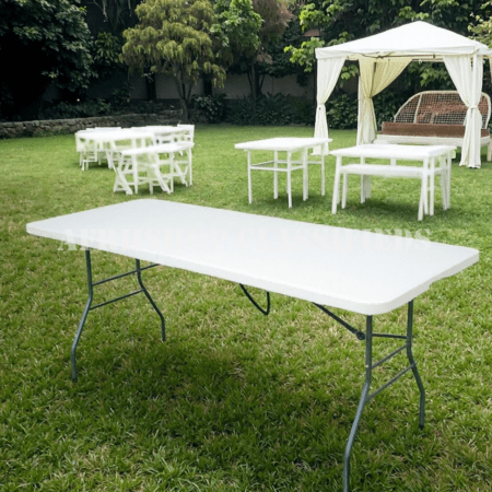 Outdoor Table; Heavy Duty Outdoor Plastic Table