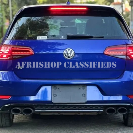 VOLKSWAGEN GOLF 2017
