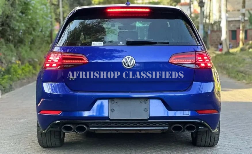 VOLKSWAGEN GOLF 2017