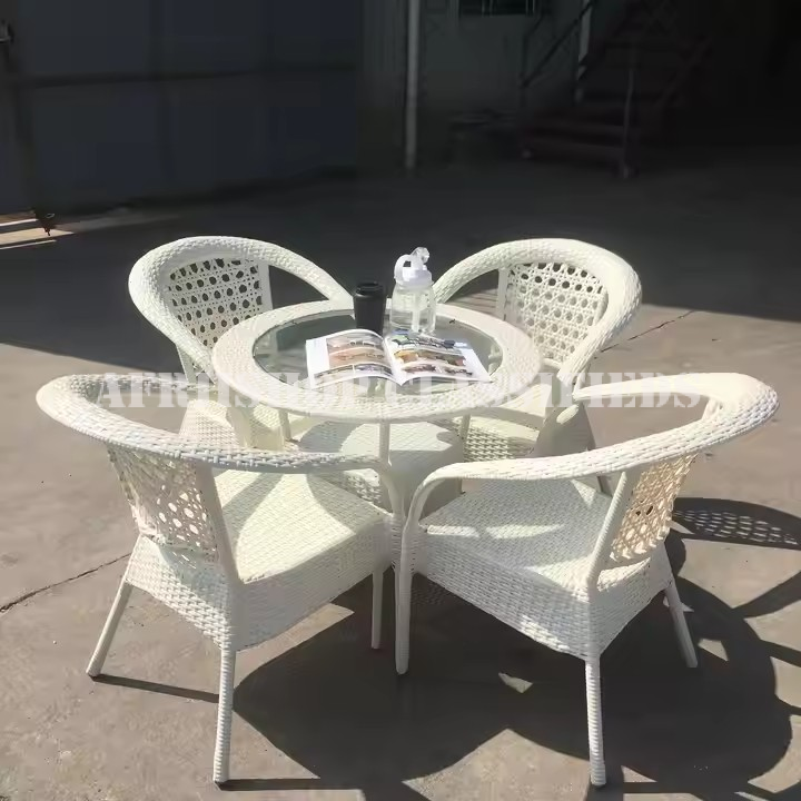 Dining Table; 4 Seater Outdoor Dining Set