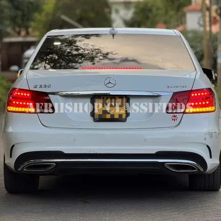 MERCEDES BENZ E220D 2014