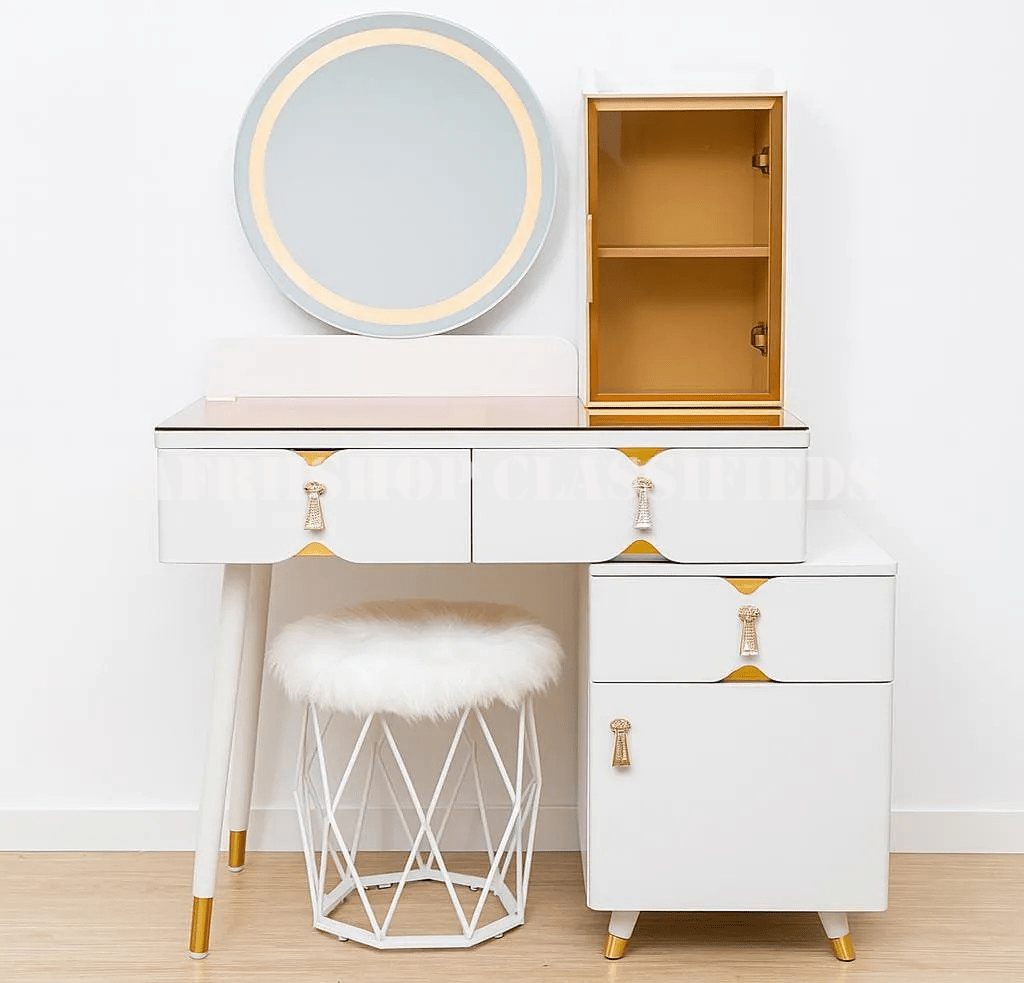 Modern Dressing Table With Led
